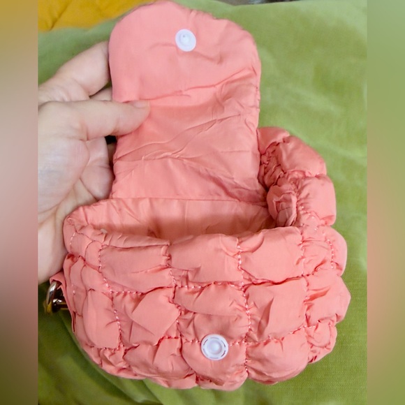 NEW Quilted Puffer Mini Shoulder Bag Charms. 2 LEFT. Light Cream, Coral Pink - Picture 4 of 9